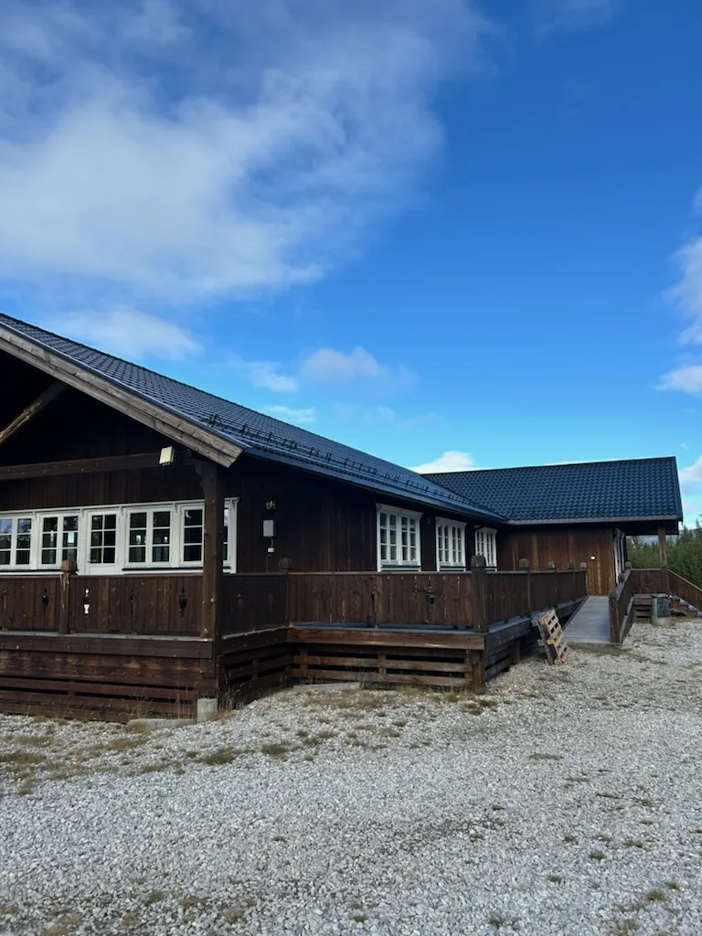 Servicebygget i Stormoegga skiarena